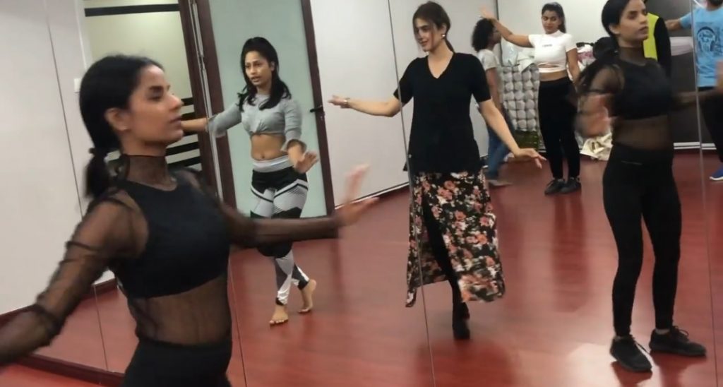 Hira Mani's Latest Dance Rehearsal Video Is Bringing In A Lot Of Criticism