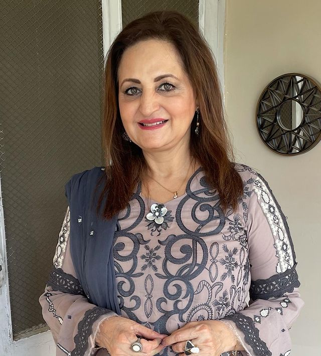 Veteran Actress Leyla Zuberi Celebrates Birthday With Her Family