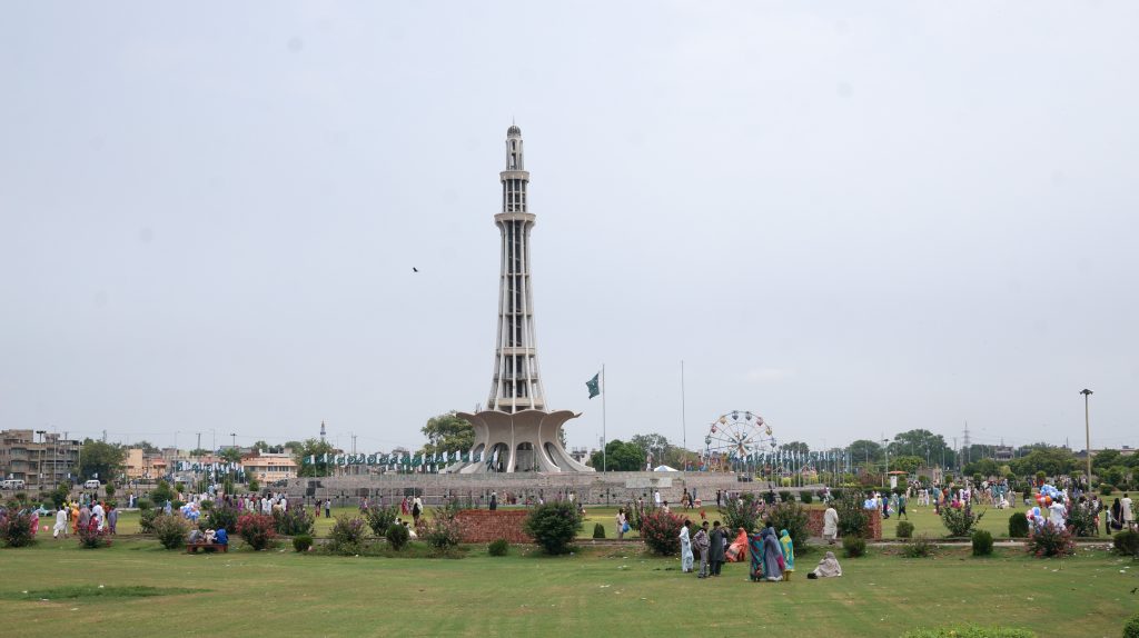 Ban On TikTokers And Social Media Influencers To Enter The Parks In Punjab