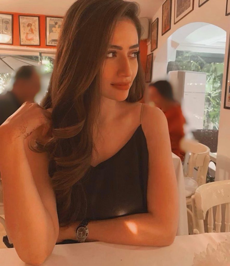 Sana Javed Lands In Hot Water As Her Latest Picture Went Viral