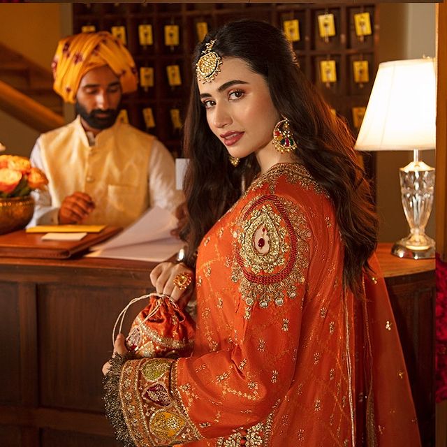 Sana Javed And Bilal Ashraf Pair Up For Shadmani By Qalamkar