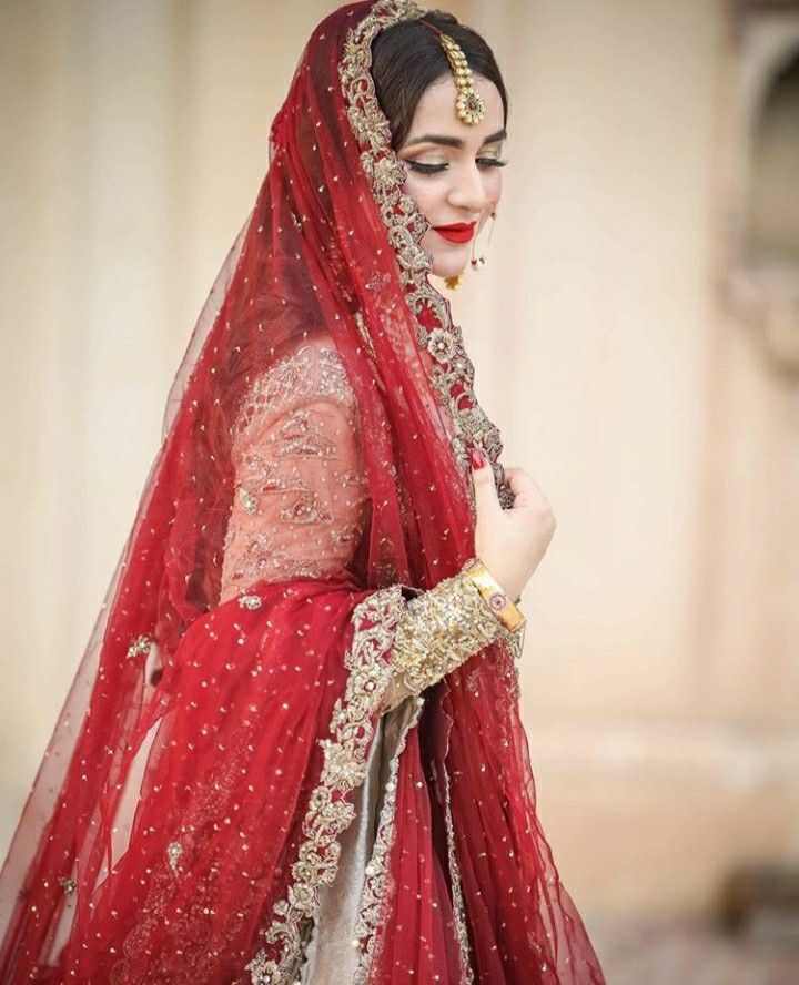 Top Five Elegant Bridal Looks of Yumna Zaidi