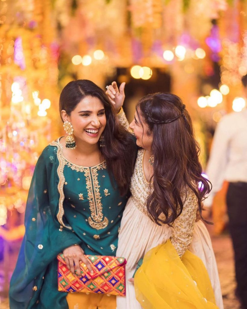 Bewitching Pictures Of Amna Ilyas From Minal Khan's Wedding