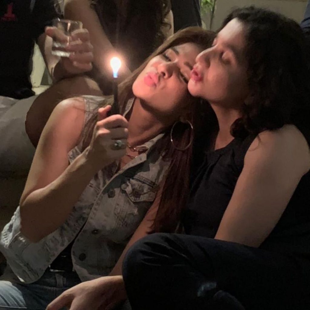 Ayesha Omar Treats Fans With Weekends' Photo Dump