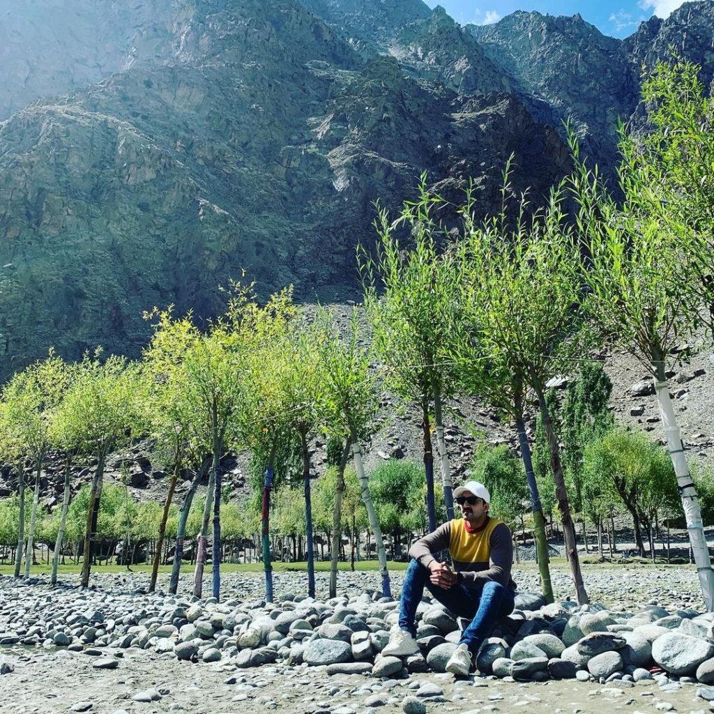 Hammad Farooqui Vacationing With Family In Skardu