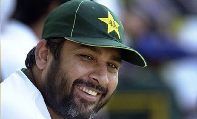 Former Cricketer Inzamam-ul-Haq Suffers Heart Attack