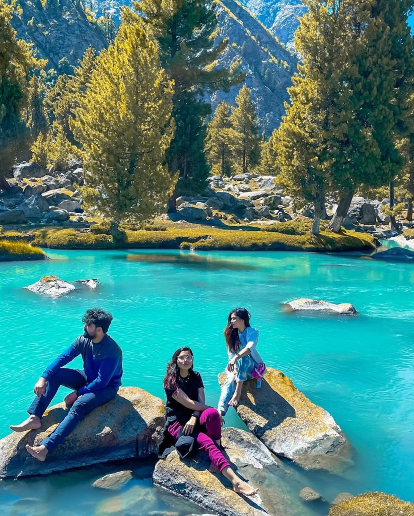 Syeda Tuba Aamir Vacationing With Friends