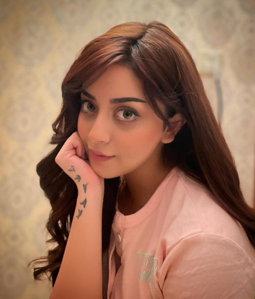 Alizeh Shah Treats Fans With Beautiful Pictures