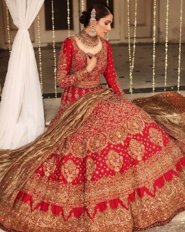 Ayeza Khan Is A Vision In Traditional Bridal Ensembles By Aisha Imran ...