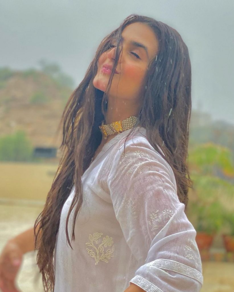 Hira Mani's Stills While Enjoying Rain Are Bringing In A Lot Of Criticism