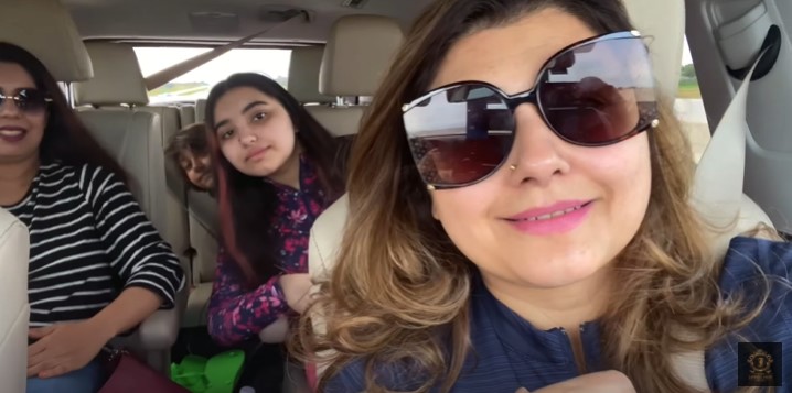 Javeria Saud's New Vlog Is All About Her Trip To Hawaiian Falls, Texas