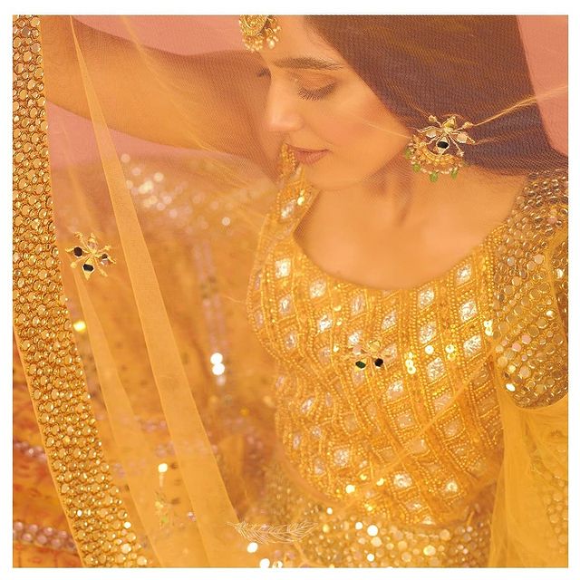 Maya Ali Flaunts Elegance In Her Latest Bridal Shoot