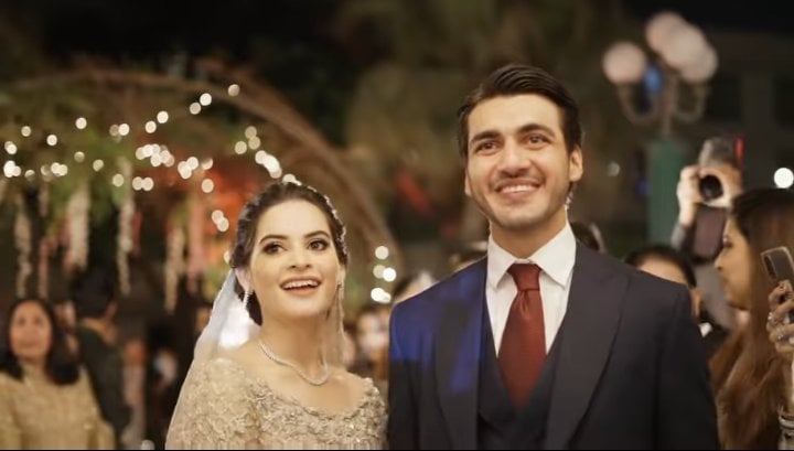 Minal Khan And Ahsan Mohsin's Adorable Reception Video