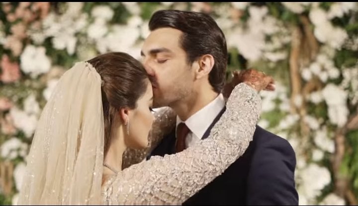 Minal Khan And Ahsan Mohsin's Adorable Reception Video