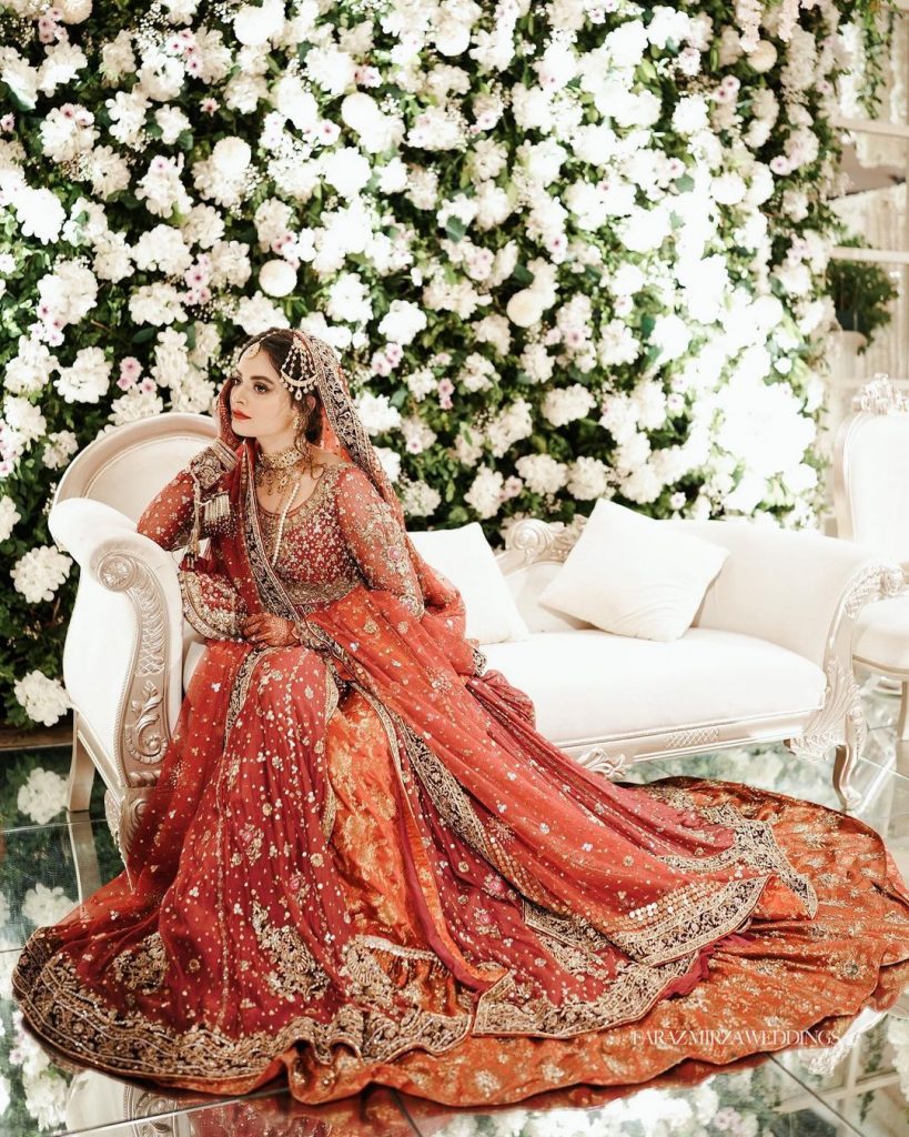 Enthralling Details About Minal Khan's Wedding Dress