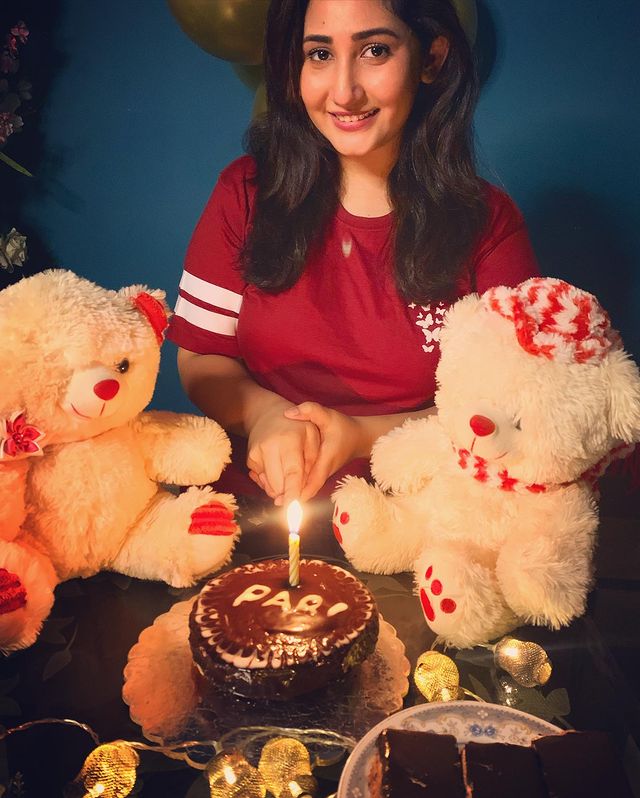 Pari Hashmi Celebrated Her Birthday With Family