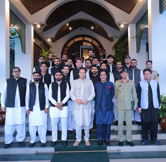 Pakistan's T20 World Cup Squad Meets Prime Minister Imran Khan