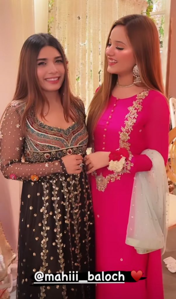 Adorable Clicks Of Rabeeca Khan From Minal And Ahsan's Wedding