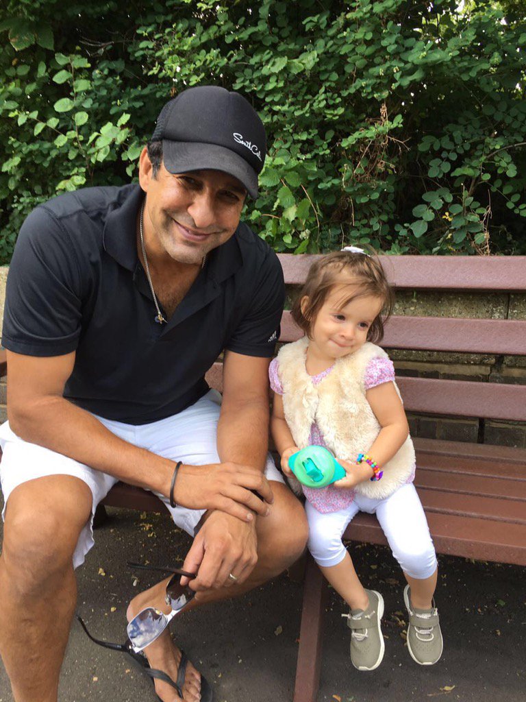 Wasim Akram Reunites With Daughter After Months