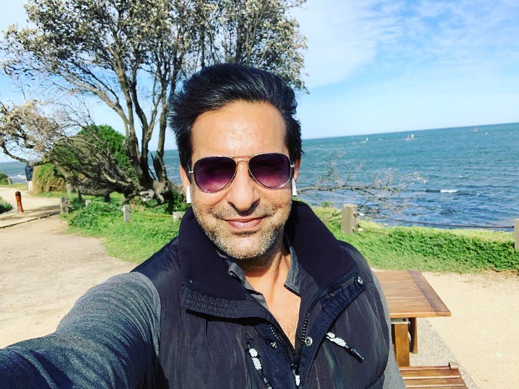 Wasim Akram Recent Pictures With Family