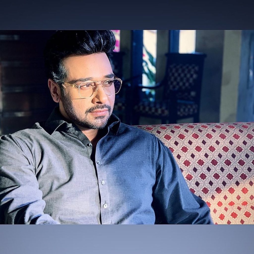 Public Reaction On Faysal Quraishi's Picture With Rakhi Sawant