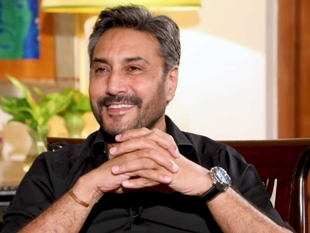 Adnan Siddiqui Makes An Unusual Request To Nauman Ijaz