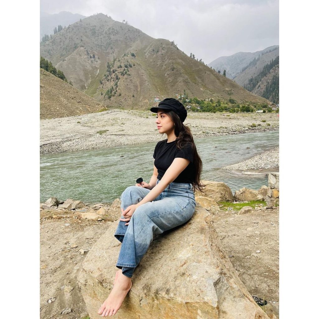 Arisha Razi And Sarah Razi's Pictures From Northern Pakistan Trip
