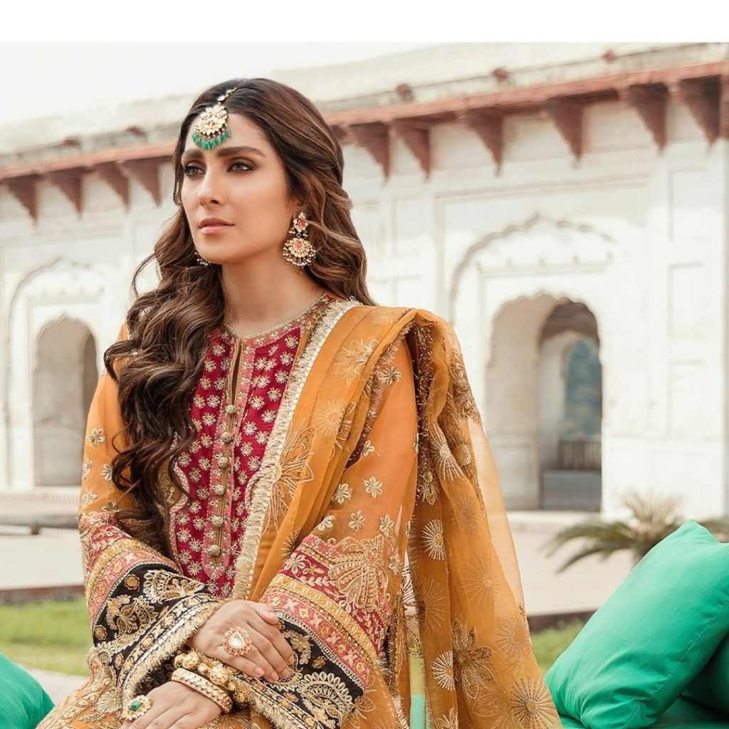 Exquisite Pictures Of Ayeza Khan From Her Latest Shoot