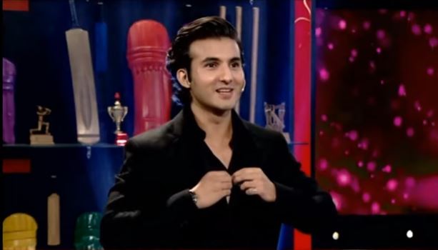 Shahroz Sabzwari Responds To His Shirtless Viral Video