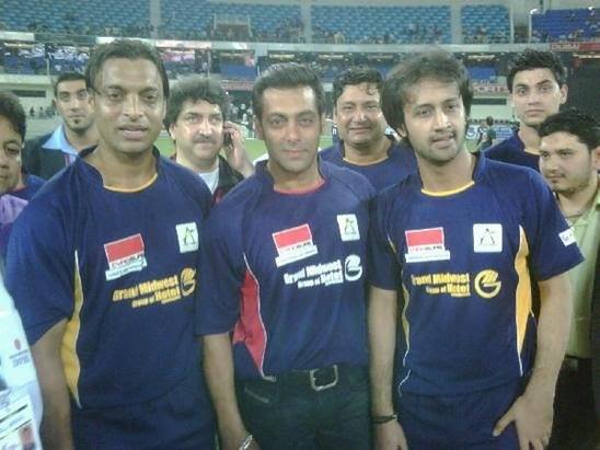 Shoaib Akhtar Opened Up About His Relationship With SRK And Salman Khan