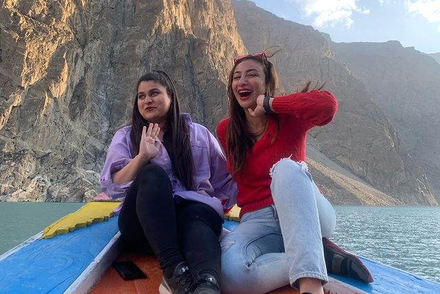 Anoushey Ashraf Treats Fans With Vacation Pictures From Hunza