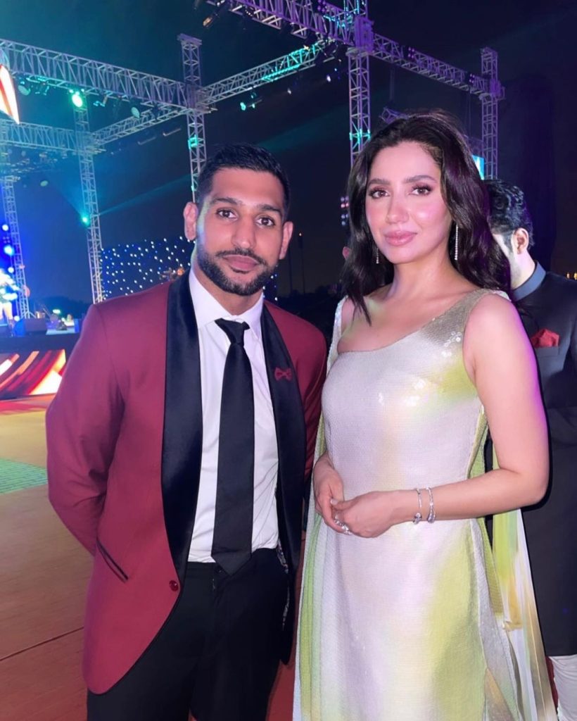 Pakistani Celebrities Spotted At Filmfare Middle East Achievers Night