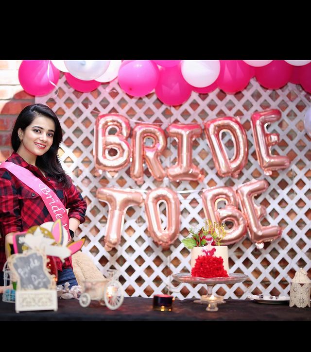 Kompal Iqbal Shared Throwback Pictures From Her Bridal Shower