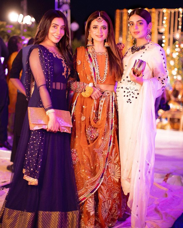 HD Pictures From Kompal Iqbal's Mehndi Event