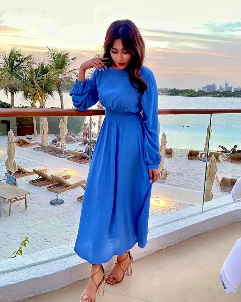 Maira Khan Executes Ethereal Charm In Latest Clicks