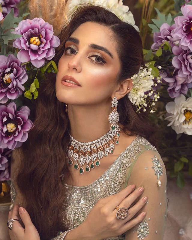 Maya Ali Looks Effortlessly Gorgeous In "Babul" By Maya Pret-A-Porter