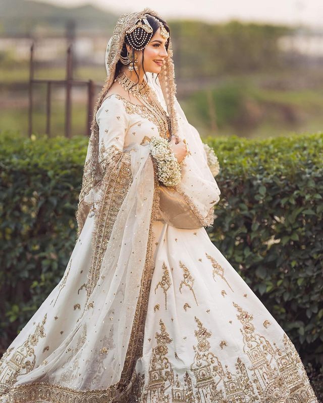 Neelam Muneer Is A Vision In Gorgeous Ivory Bridal Ensemble