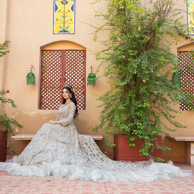 Noor Khan Looks Drop Dead Gorgeous In Her Latest Bridal Shoot