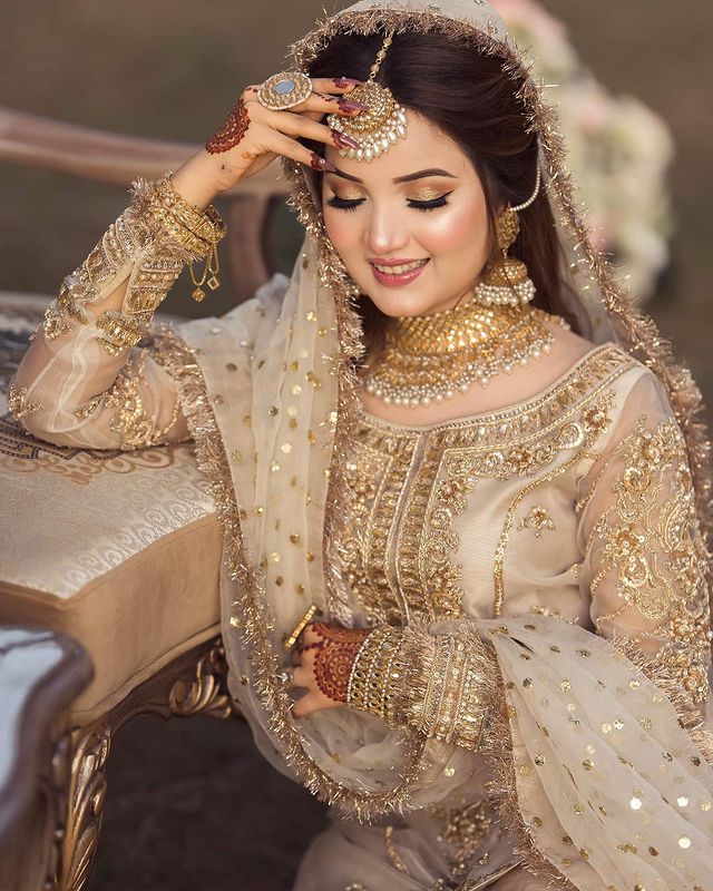 Rabeeca Khan Looks Stellar In Ivory Bridal Ensemble