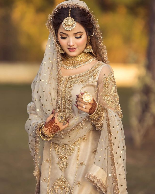 Rabeeca Khan Looks Stellar In Ivory Bridal Ensemble