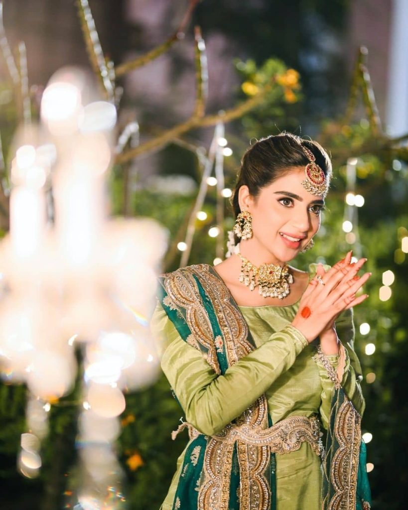 Saboor Aly Looked Glorious In These BTS Clicks From The Set Of Amanat