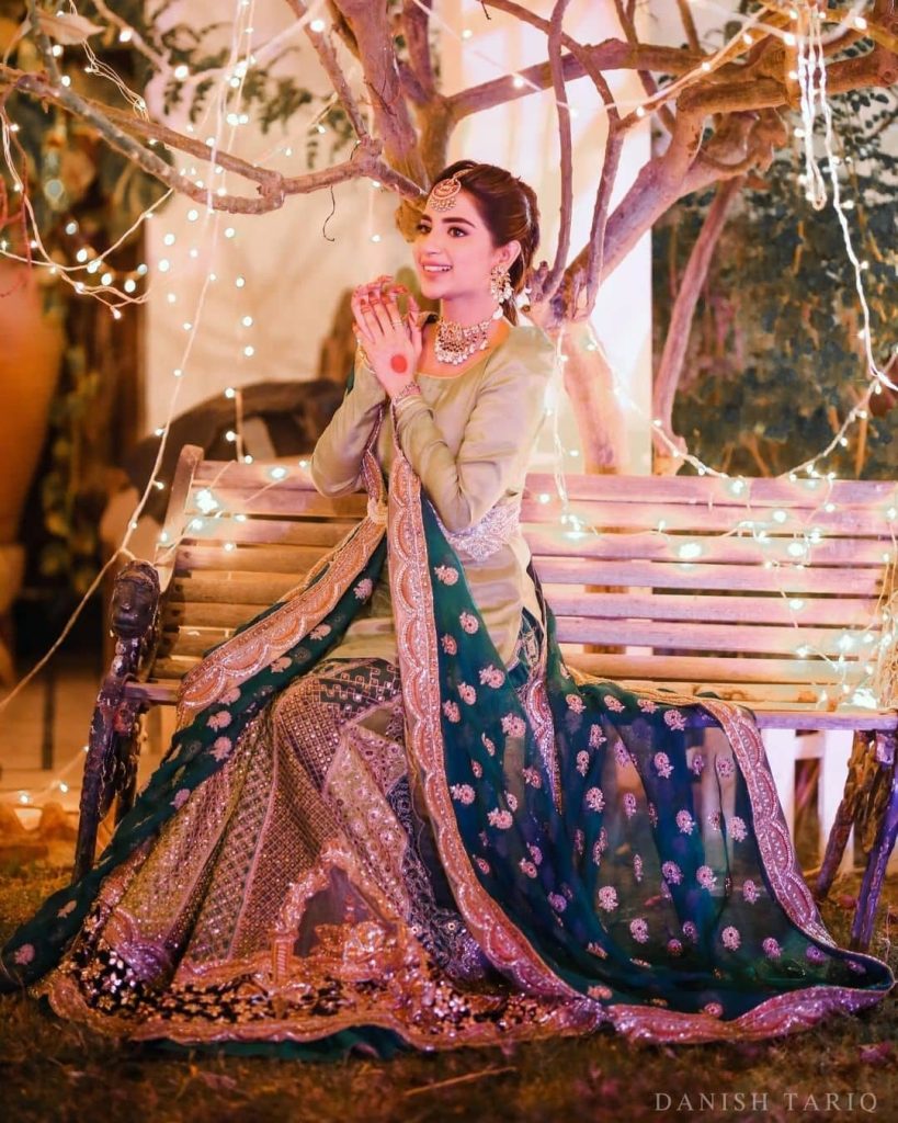 Saboor Aly Looked Glorious In These BTS Clicks From The Set Of Amanat