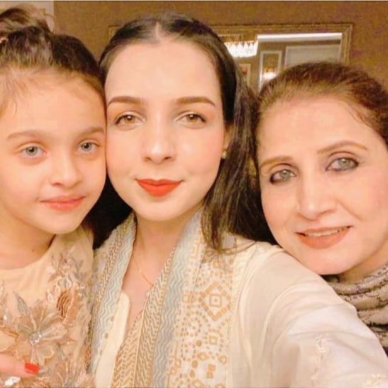 Sadia Imam Celebrates Her Birthday With Family