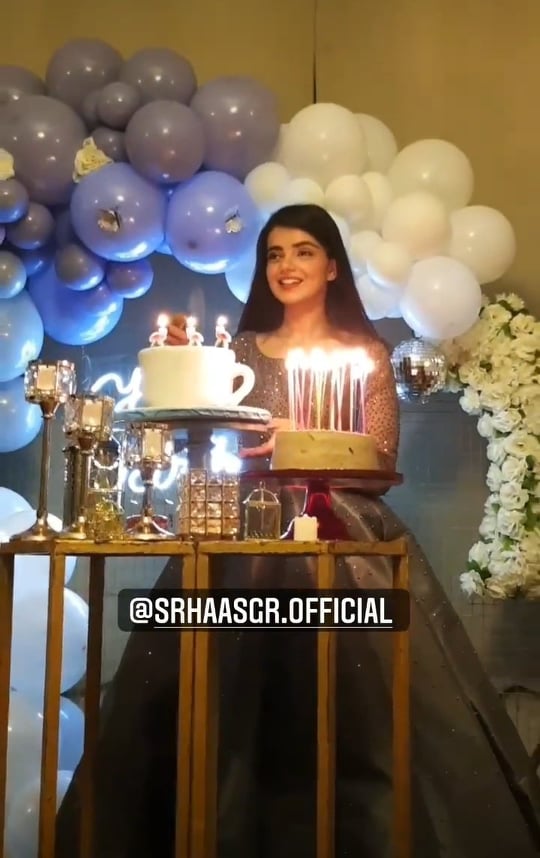 Srha Asgr Celebrated Her Birthday With Friends And Family
