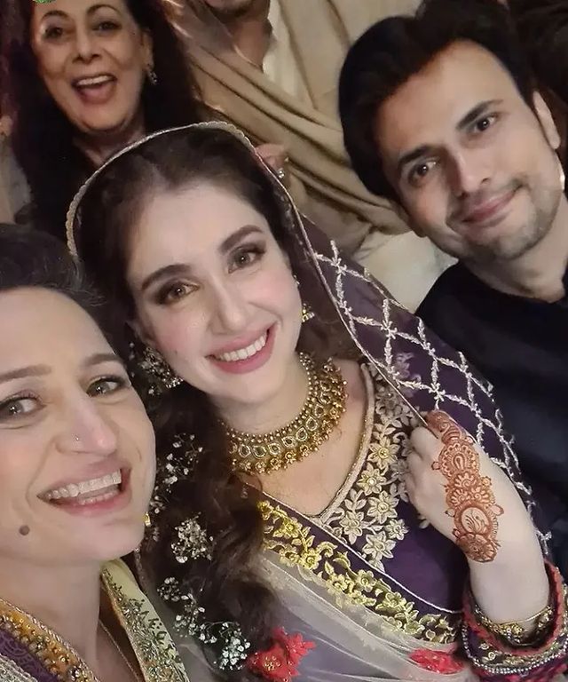 Usman Mukhtar and Zunaira Inam's Mehndi Event- Exclusive Pictures
