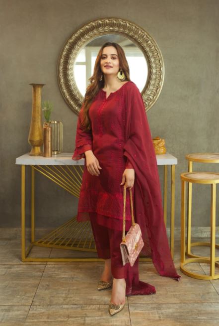 AnM Closet Latest Embroidered Collection Featuring Aiman Khan