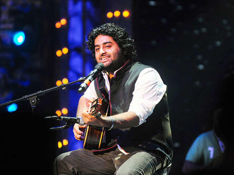 Indian Singer Arijit Singh Expresses His Love For Pakistani Singers
