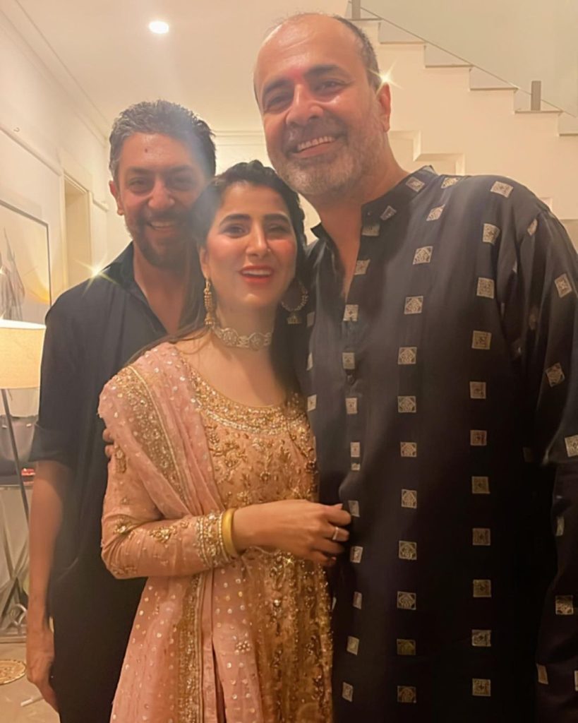 Pakistani Celebrities Celebrating Diwali