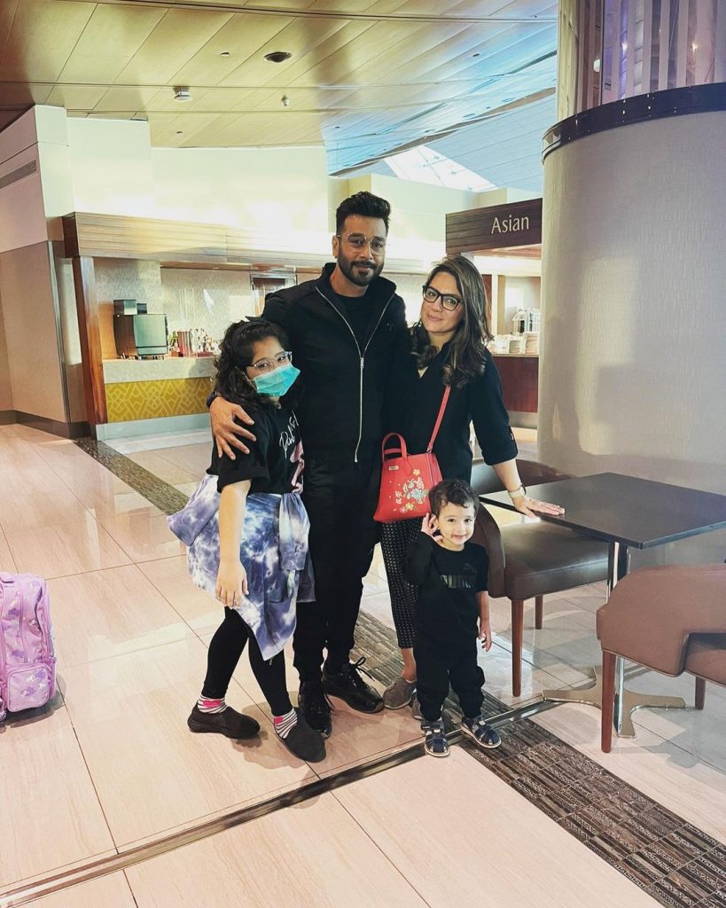 Faysal Quraishi With His Family - New Adorable Clicks