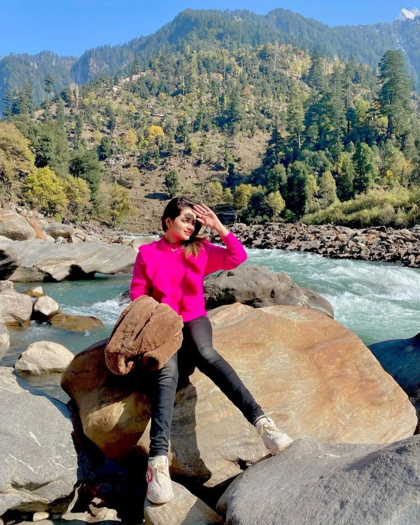 Kompal Iqbal Enjoying Her Vacations In Northern Pakistan